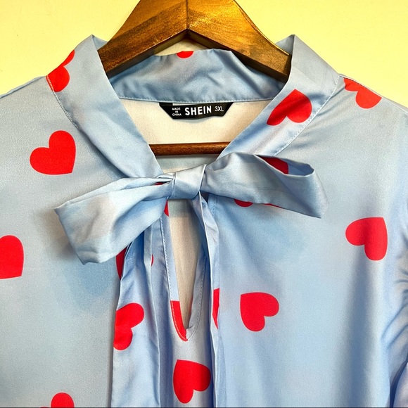 hearts blouse keyhole bow neck ruffle sleeves - Picture 2 of 5